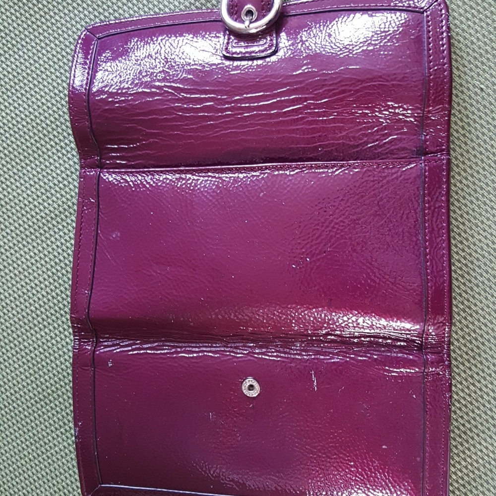 Coach Eggplant Patent Leather Wallet - Picture 3 of 6